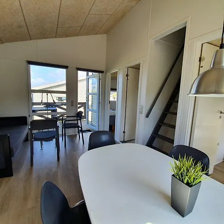 First Camp Bojden Κάμπινγκ Fåborg